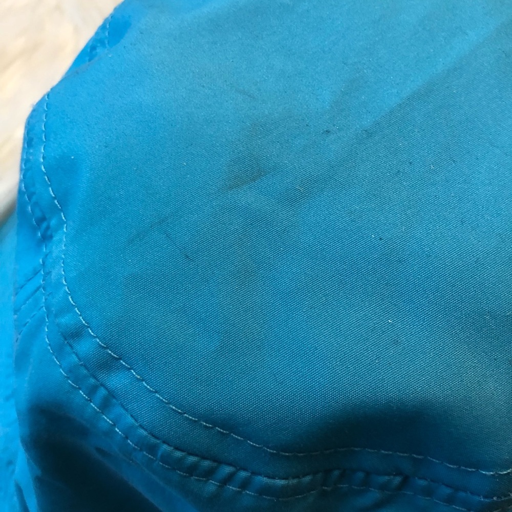 DUNKAROOS *RARE* Reversible Bucket Hat - Picture 9 of 11
